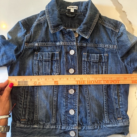 EUC Express Dark Wash Denim Jeans Jacket Size Small Juniors See All Photos - Picture 6 of 9